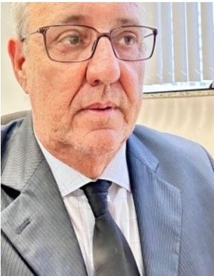 Prof. Carlos Gilberto Menezello Romani